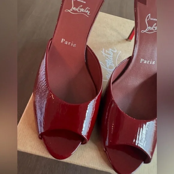 Christian Louboutin Me Dolly Patent Sandal - Picture 2 of 8